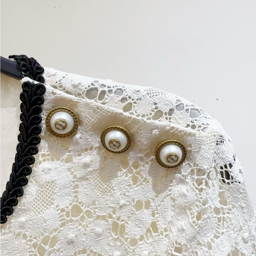 🧨steal Authentic Gucci Cream Lace Dress with Black Details - Picture 3 of 8